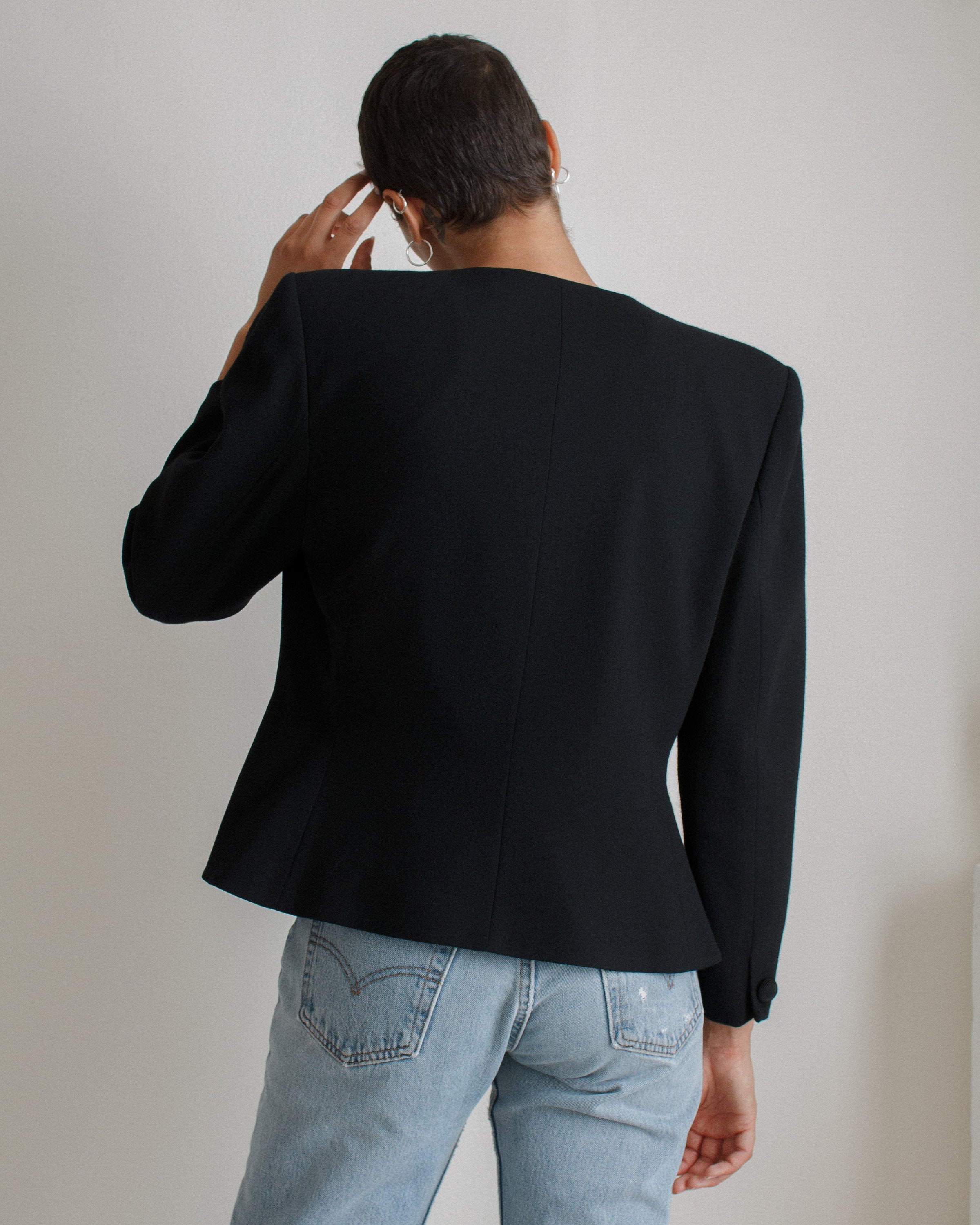 未使用　ARTISAN embroidery wool jacket black Artisan Wool Jacket with Embroidery & Hand Stitching Size
