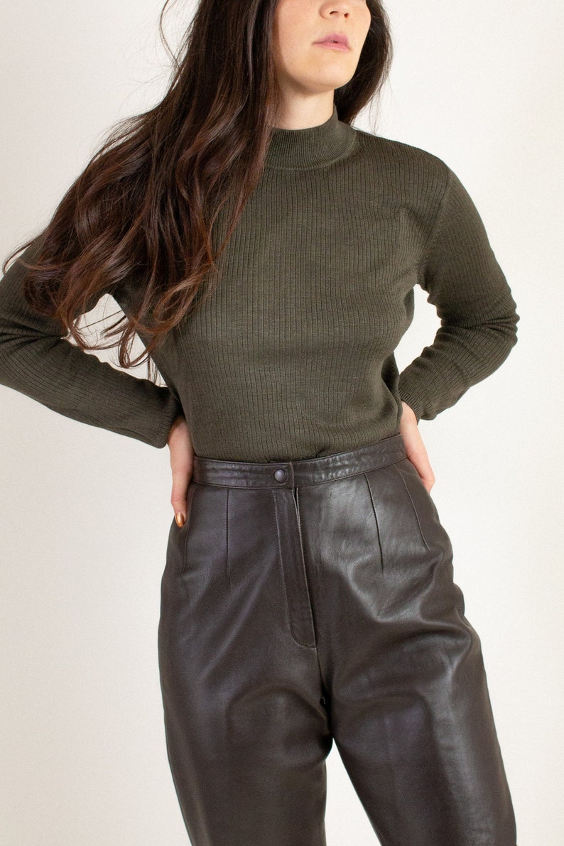 1606 Vintage green ribbed mock neck sweater L