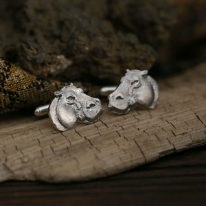 African hippo cuff links, Silver hippo jewelry, hippopotamus man accessories, cuff links silver, Hippo Jewelry, wild animal cuff, Africa fan imagem 2