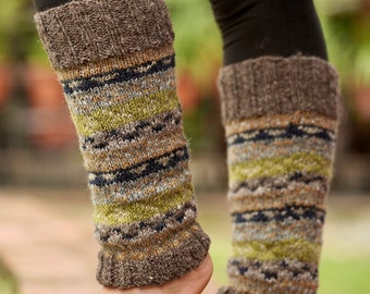 Hand Knit Woolen Gray & Green Multicolor Legwarmer