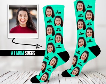 Chaussettes de maman personnalisées, meilleures chaussettes de maman jamais, j'aime les chaussettes de maman, cadeau de fête des mères, chaussettes de visage personnalisées, cadeau pour maman, cadeau personnalisé, chaussettes personnalisées