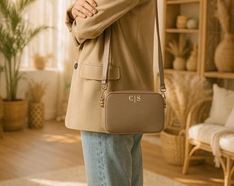 Personalized Initials Shoulder Bag – Elegant Vegan Leather Women's Bag – Birthday, Bridesmaid, Mom Gift Idea