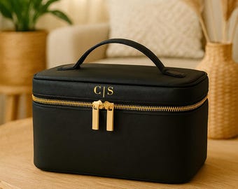 Personalized PU Leather Beauty Case, Bridesmaid Bag, Monogrammed or Initial Beauty Case, Travel Jewelry Box, Women's Gift