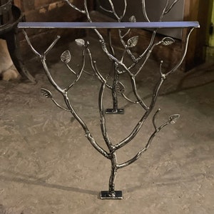 Árboles forestales de hierro forjado con caballetes de mesa de hojas, balaustres de barandilla rústica moderna, patas de banco, patas de escritorio, mesa de comedor