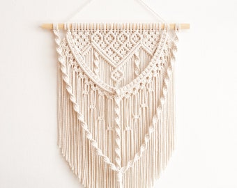 Macrame PATTERN - Written PDF and Knot Guide, Diy macrame wall hanging, Digital download, How to tutorial