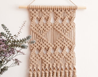 Macrame PATTERN - Written PDF and Knot Guide, Diy macrame wall hanging, Digital download, How to tutorial