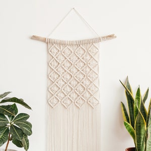 Macrame PATTERN - Written PDF and Knot Guide, Diy macrame wall hanging, Digital download, How to tutorial