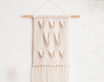 Macrame Wall Hanging, Fiber Art, Natural Home Decor, Wall Tapestry, Minimalistic Decoration