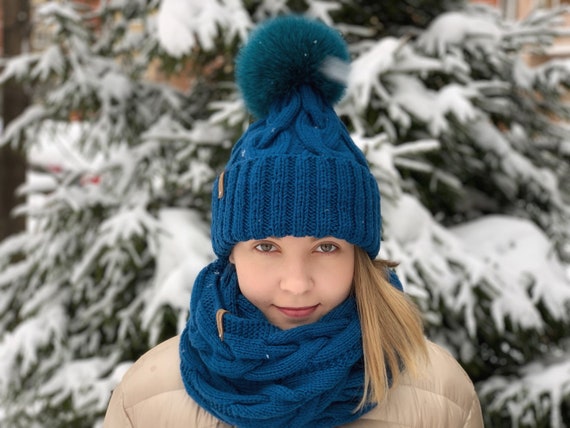 cable knit hat and scarf