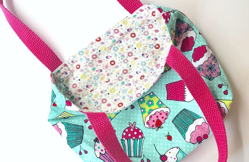 Mini Reversible Tote Cupcakes