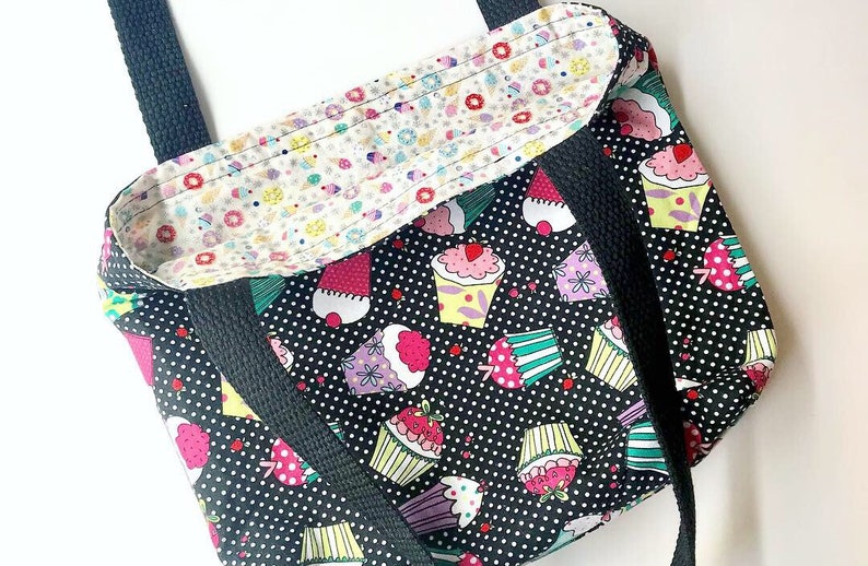 Mini Reversible Tote Cupcakes