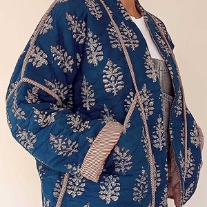 Organic Quilted Cotton Kimono, Reversible Indian Block Print, Botanical Indian Quilt Women, Handmade, Ethical Indigo Blue Slow fashion, Red image 3