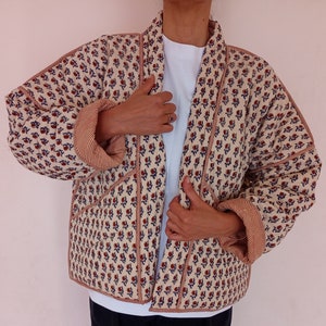 Floral Kimono Jacket, Organic Quilted Indian Cotton Jacket, Reversible Block Print Fabric, Cream warm Womens Jacket, UK 10-12, US 6-10