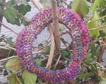 Crochet hair tie for dreads