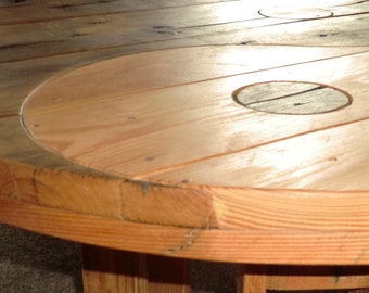 Ying & Yang table round
