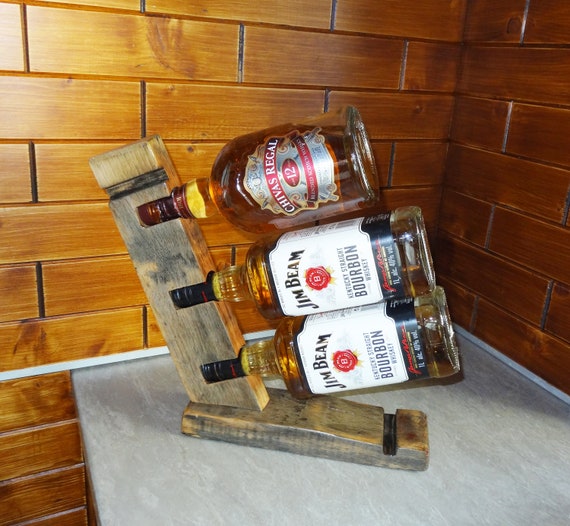 Range bouteille tonneau bar en bois pour salon