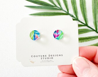 Pendientes brillantes de ave del paraíso / Pendientes de círculo simple tropical / Pequeños tachuelas de círculo vibrantes / Pendientes de vacaciones