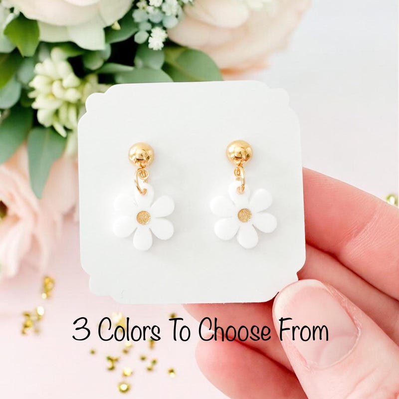 Daisy Earrings in Mini