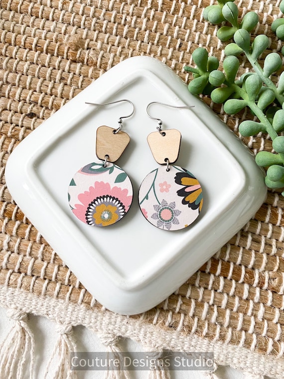 Modern Floral Circle Earrings - Neutral Wood Earrings - Boho Wood Earrings - Retro Flower Circle Earrings