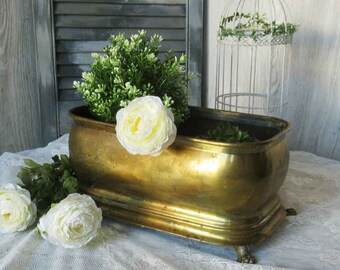 großer Pflanztopf m Löwenfüßen Jardiniere aus Messing FRANKREICH; Big planter jardiniere, FRANCE, brass; French Brocante Vintage, Landhaus