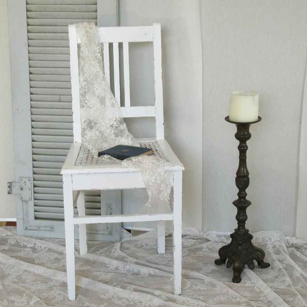 antique chair kitchen chair white Viennese braid, FRANCE; antique chair kitchen chair, FRANCE; French Brocante Vintage, country house kitchen