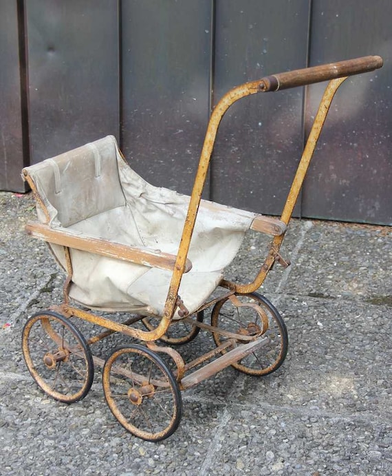 1900 baby stroller