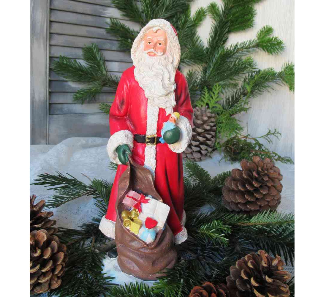 Weihnachtsmann figure