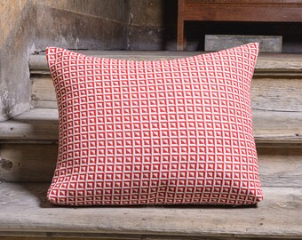 CeC MIlano luxury decorative doubleface cover cushion white & red outdoor copricuscino piccola geometria gift present regalo home decoration