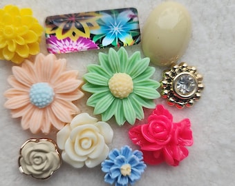 10 pcs. Acrylic cabochon 12 to 40 mm, mix