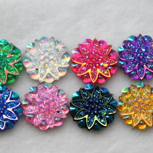 8 pcs acrylic cabochons colorful 18 mm, man kan die aufnähen