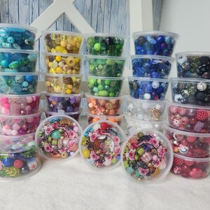 Handicraft set with Bohemian glass acrylic beads, approx. 70 gr. part One