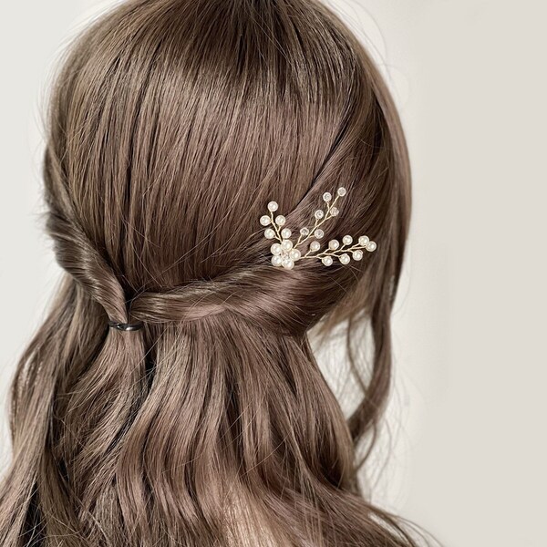 Gold Pearl Bridal Hair Pin, Gold Pearl Floral bridal headpiece, Pearl Wedding Hair Pin, Simple Pearl Bridal headpiece