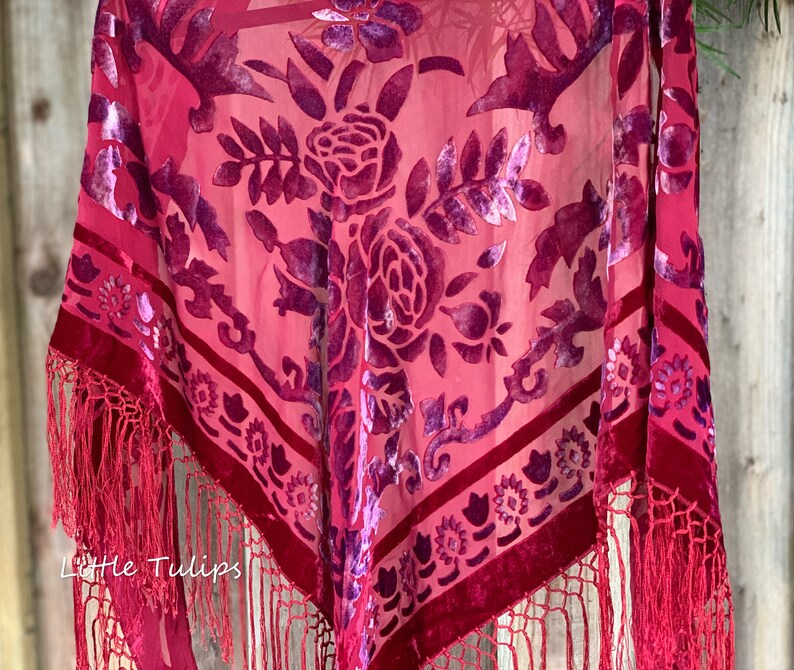 Chal de terciopelo floral rojo chal de la boda envoltura de Etsy