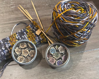 Kawaii Yarnball stitch markers