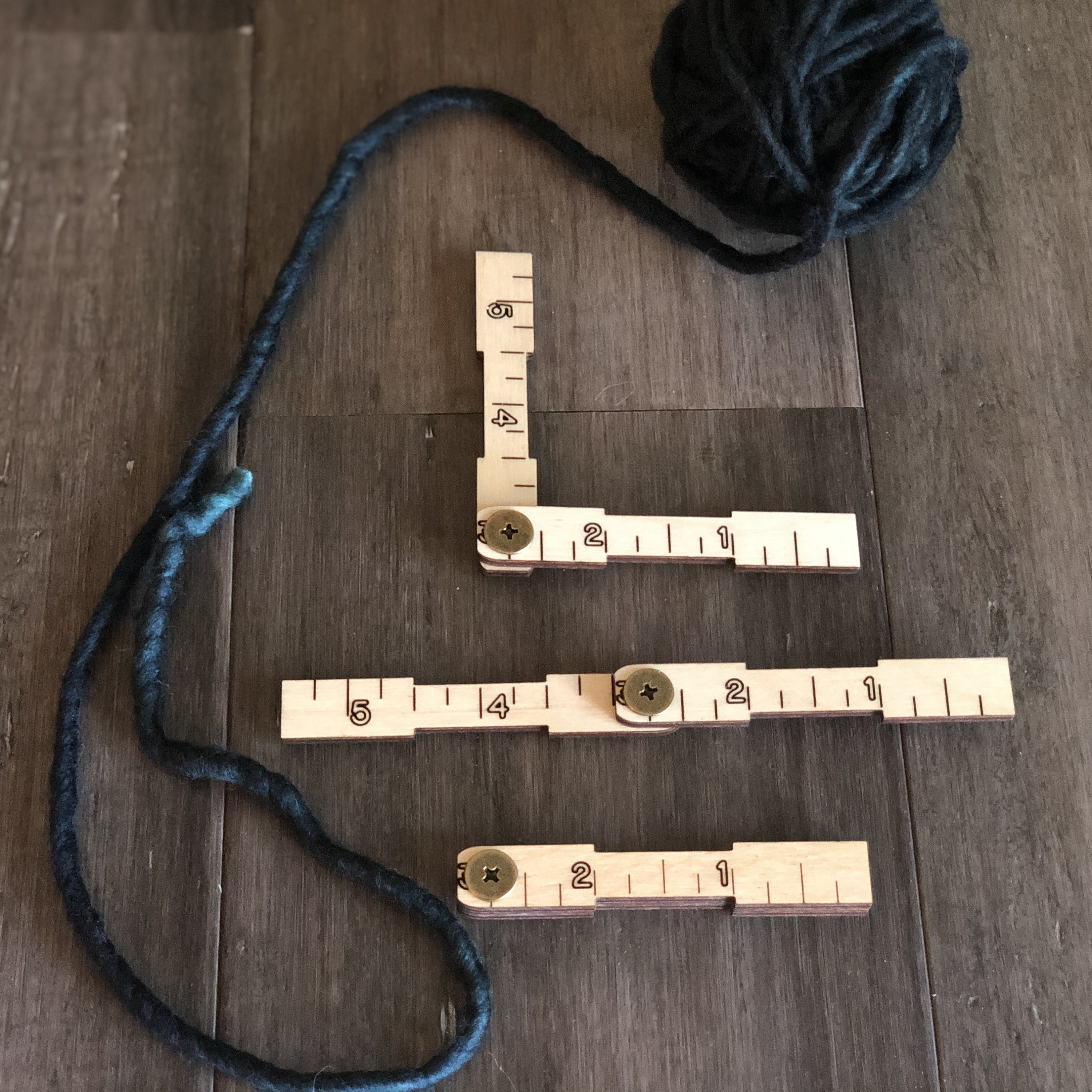 Small Yarn Ruler With Wraps per Inch - Etsy