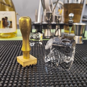 Sello de hielo para cóctel con monograma bordado personalizado, molde de hielo para cóctel de latón personalizado único, monograma de boda, regalo de Navidad