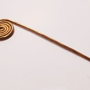 Bâton de cheveux en laiton Hammered Shawl Pin Celtic Scarf Hammered Hair Slide magic Barrette Celtic Brass Brooch Hair Jewelry Metal Pin Gift