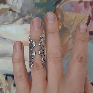 Sterling Silver 925 Arthritis Finger Splint Ring for both  knuckles: Klimt Tree Inspired