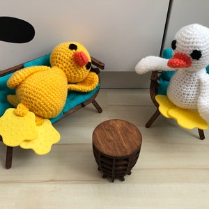 Amigurumi doll crochet pattern duck with bite feet pdf