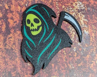 Grim Reaper Magnet – Collectible Fridge Magnet, Gothic Home Decor, Halloween Kitchen Accessory, Spooky Skeleton Gift, 3D Printed