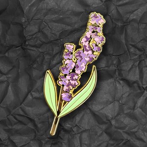 Lavender Enamel Pin - Floral Lapel Badge | Herb Garden Brooch | Botanical Collectible | Purple Flower Gold Metal Pin