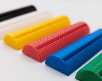 Trading Card Toploader Stand – Minimalist 3D Printed Collectible Card Display