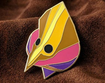 Garo Mask Enamel Pin - Legend of Zelda Majora's Mask Collectible Pin, Gold Metal, Retro Video Game Lapel Pin, Unique Gamer Gift