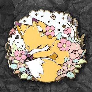 Sleeping Fox Enamel Pin - Kawaii Animal Collectible | Floral Woodland Lapel Badge | Cute Baby Fox Brooch | Gold Metal Nature Pin