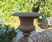 Amphora cast iron rust garden vessel planter vase garden deco planter