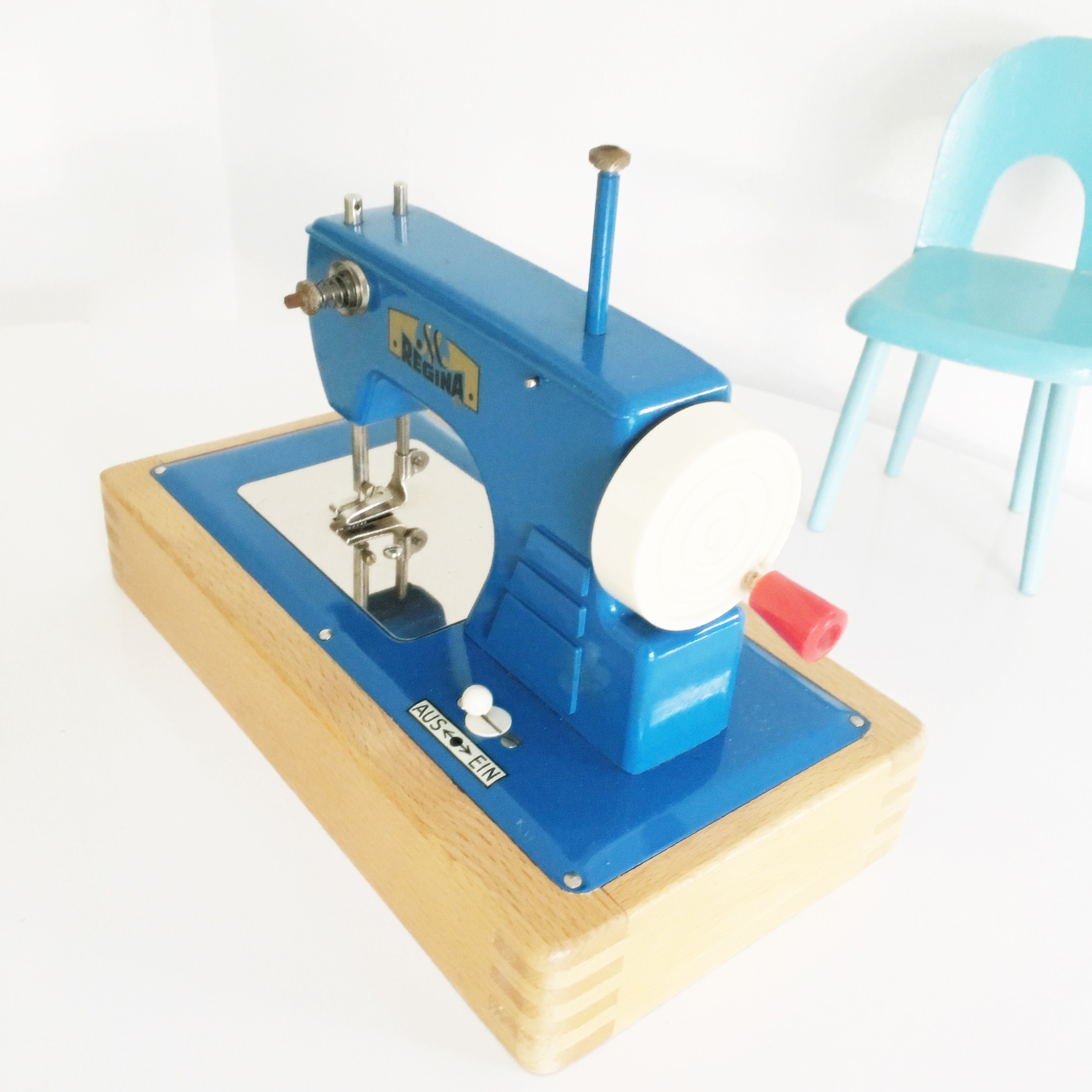 Children's Sewing Machine Regina Vintage Battery Operation Etsy