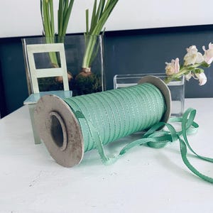 Band  Papprolle mit Band grün  Vintage   Geschenkband 0,7cm breit