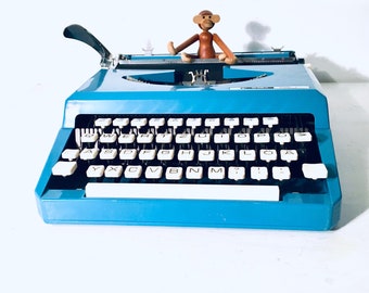 Space Age Schreibmaschine Neckermann Brillant 2000 blau  Kult Reiseschreibmaschine Typewriter Vintage 70er Jahre blau