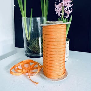 Band  Papprolle mit Band orange  Vintage   Geschenkband 0,7cm breit