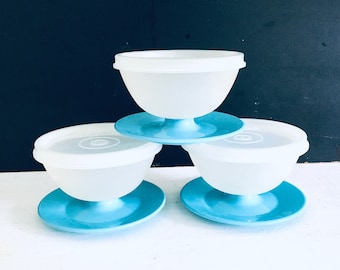 Puddingschälchen Tupperware Vintage weiß hellbluz Deckel 80er Jahre